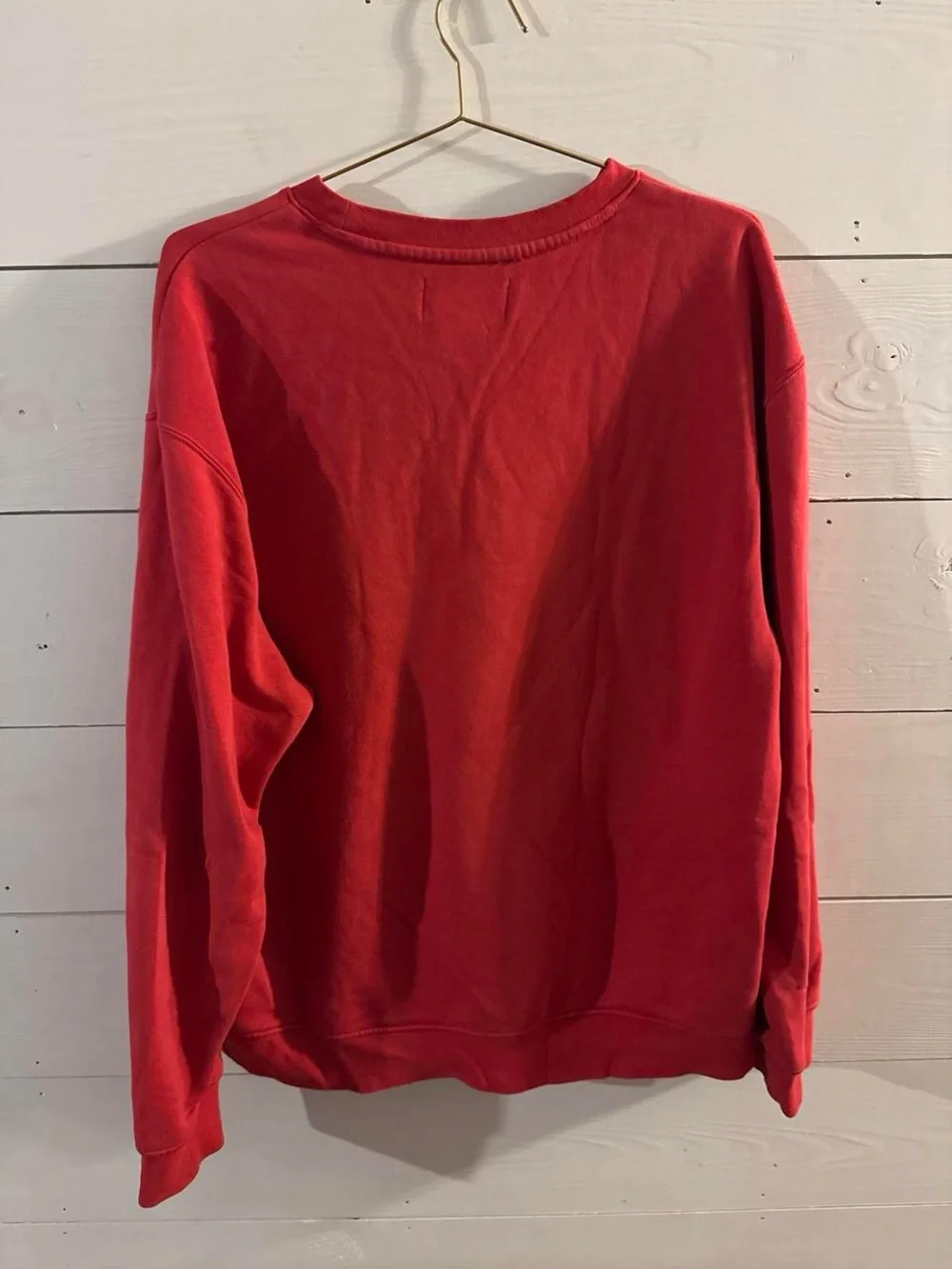 Jordan Men’s Essential Holiday Red Fleece Crew sweatshirt
